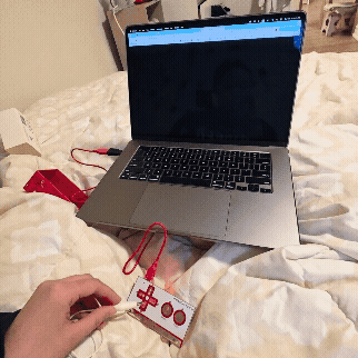 When clicking different keys, the square will become bigger, but when you stop, it will gradually get smaller